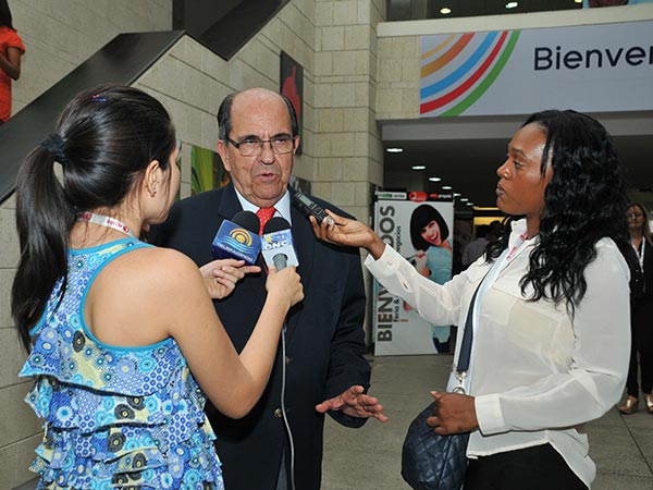Discurso del Alcalde de Cali conmovi� a asistentes de la Cumbre Afro