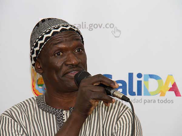 Acordes de pr�ncipe senegal�s engalanan el Petronio �lvarez