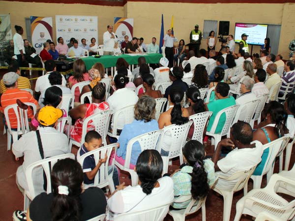 Emcali anuncia plan de obras para la comuna 13