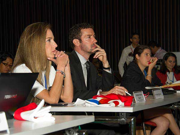 Luego de la reuni�n del BID con la Sociedad Civil, Cali acelerar� el motor del desarrollo social