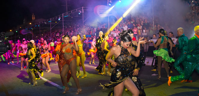 Se prendi� la Feria de Cali