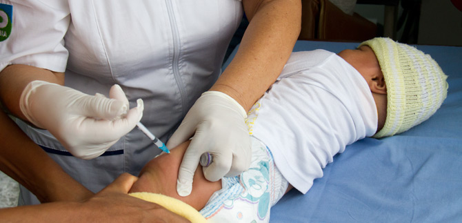 Salud P�blica recuerda la importancia de la vacunaci�n para la madre gestante y  el reci�n nacido