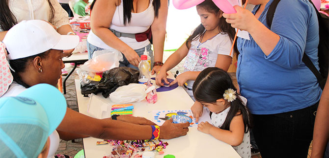 Cali se convirti� en una gran ludoteca en la celebraci�n del D�a de la Ni�ez