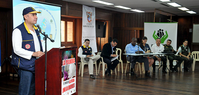 Cali suspende venta de plvora hasta el 6 de enero de 2014