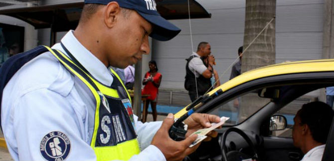 No hay excusa para no renovar la licencia de conduccin en Cali