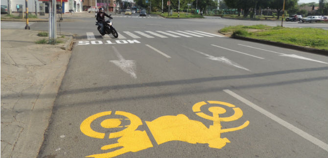 La avenida Pasoancho ya tiene  carril preferente para motociclistas