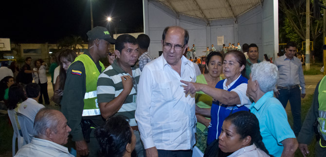 Nuevos parques y zonas verdes con luz blanca entreg� la Administraci�n Municipal en la comuna 11