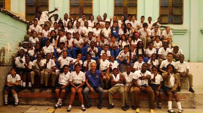 Se firma otro acuerdo para formar facilitadores de paz en Puerto Mallarino