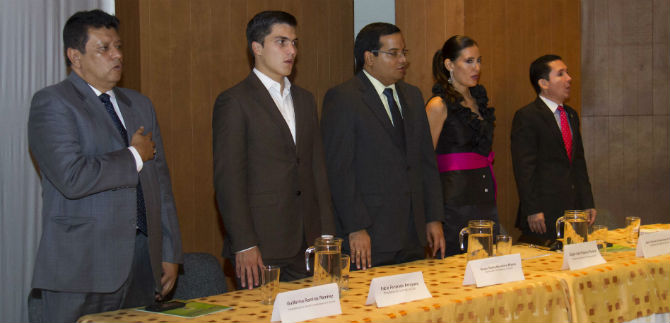 Empresarios y Asamblea Departamental entregan reconocimientos al Secretario de Educacin de Cali