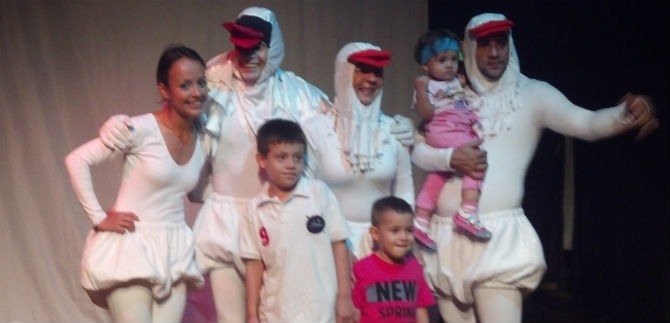 Este s�bado, El Patito Feo en el teatro El Tel�n