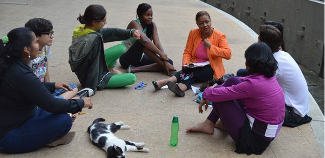 Con presentaciones se cierran talleres de creacin de personajes del Teatro Los Cristales