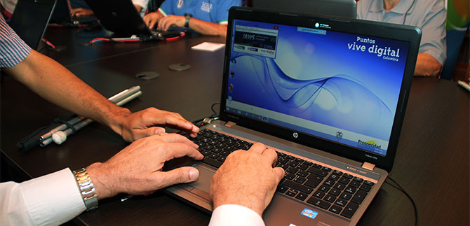 Administraci�n y Mintic dan al servicio nuevo Punto Vive digital, en Silo�
