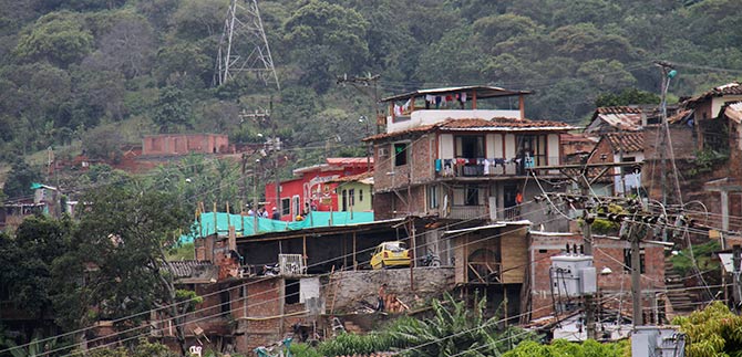 Santiago de Cali ya tiene nuevos propietarios en comunas de la ladera