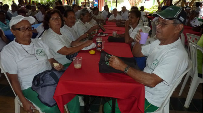 Bienestar Social rinde homenaje a los adultos mayores, en Los Cristales