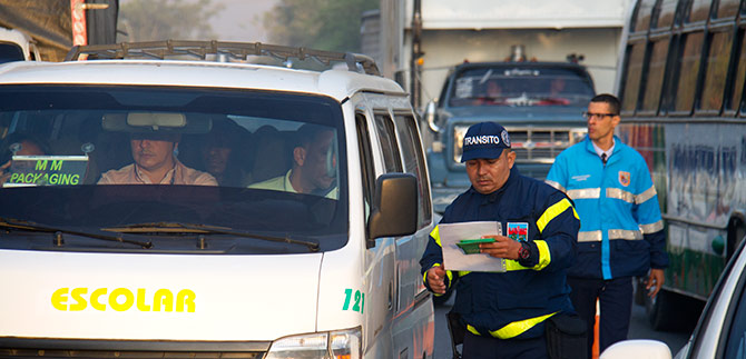 M�s de 110.000 ciudadanos ya renovaron su licencia de conducci�n en Cali