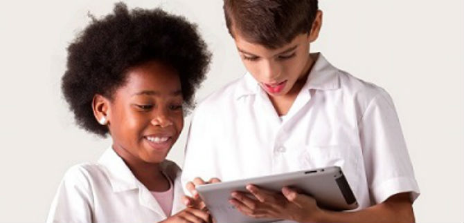 Acceso a las TIC, m�s cerca de estudiantes y docentes de colegios oficiales