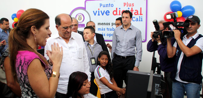 Dos nuevas bibliotecas y Puntos Vive se ponen en servicio en Cali