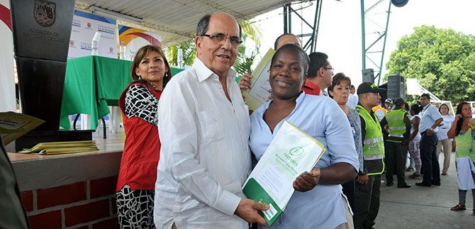342 familias son los nuevos propietarios de viviendas en Potrero Grande