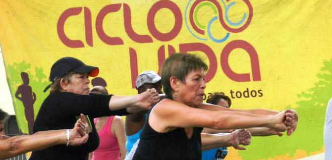 D�a de la mujer se conmemora con toma a la Ciclovida
