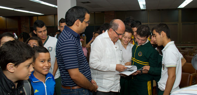 Gobierno de Cali impulsa biling�ismo para estudiantes de colegios oficiales