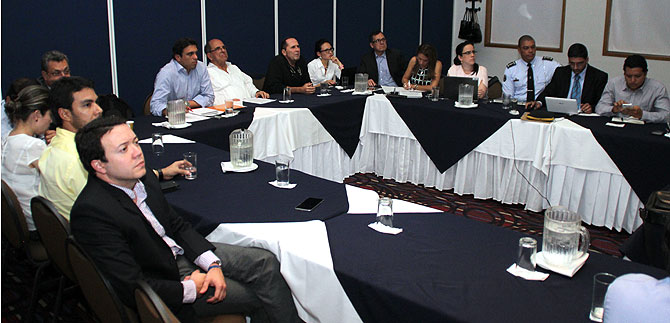 Medidas conjuntas entre Ministerio, Administraci�n y Operadores para mejorar sistema de transporte masivo