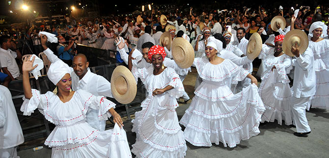 Lanzamiento del Petronio y Mundial de Salsa se puede ver por Internet