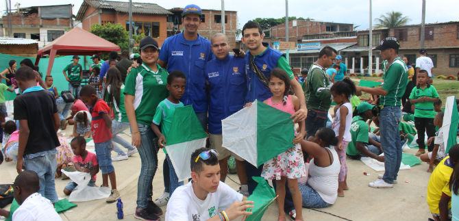 Barristas de Cali lideran comet�n de la paz