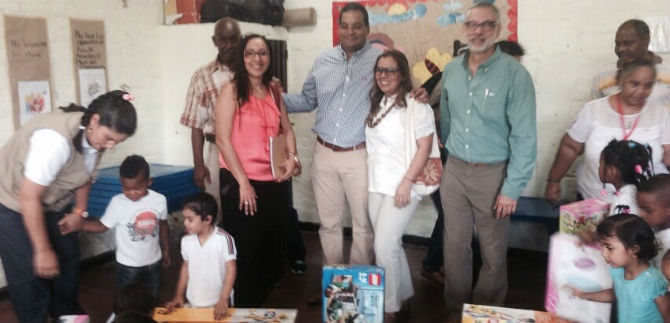 Donaci�n privada fortalece el sector oficial
