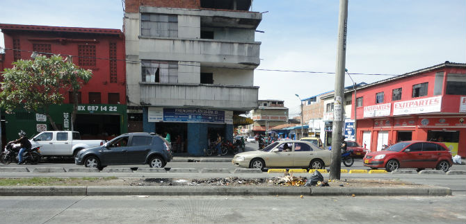 Enlucen el corredor vial de la carrera 15 con calle 19