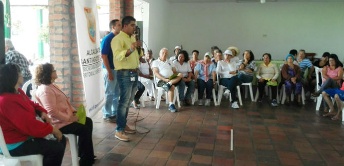 Certifican a 170 adultos mayores en mejoramiento de calidad de vida