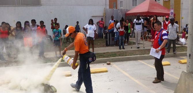 Plan Jarill�n de Cali capacita a reasentados sobre prevenci�n del riesgo