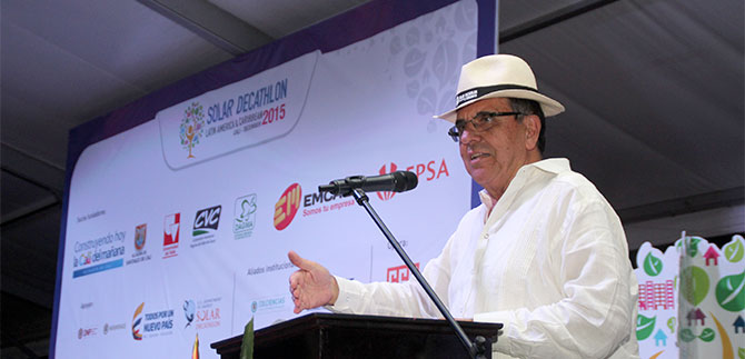 Alcalde de Cali destaca acogida al Solar Decathl�n; lo visitaron 71.250 personas
