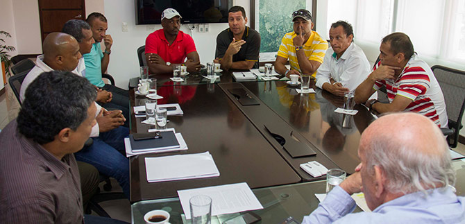 Adolescentes amantes del f�tbol, a inscribirse en la copa Alcald�a de Cali