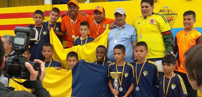 Equipo cale�o se corona campe�n mundial de f�tbol