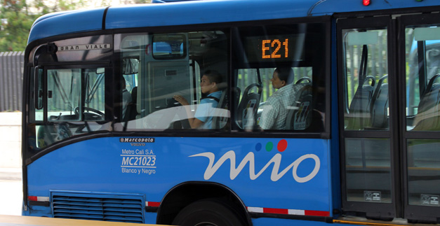 Llamado a los usuarios del MIO a respetar al personal del Masivo