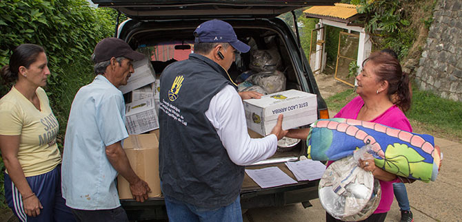 Gesti�n del Riesgo hace visita t�cnica a Felidia y entrega m�s ayudas a afectados
