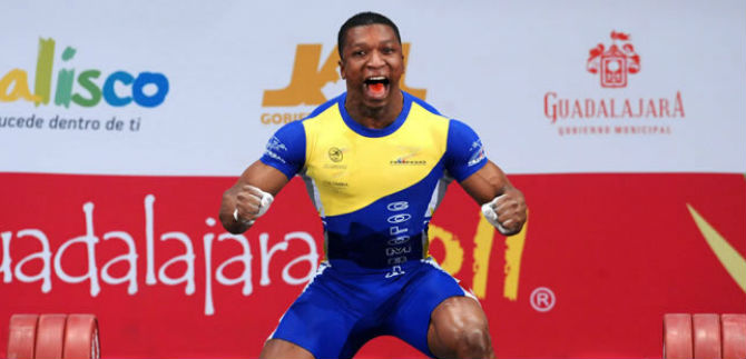 El pesista Oscar Figueroa, en recta final para los Ol�mpicos de R�o 2016