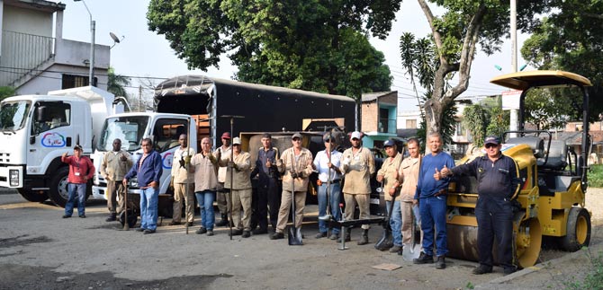 Al finalizar 2016, Cali tendr� 26 cuadrillas de mantenimiento vial