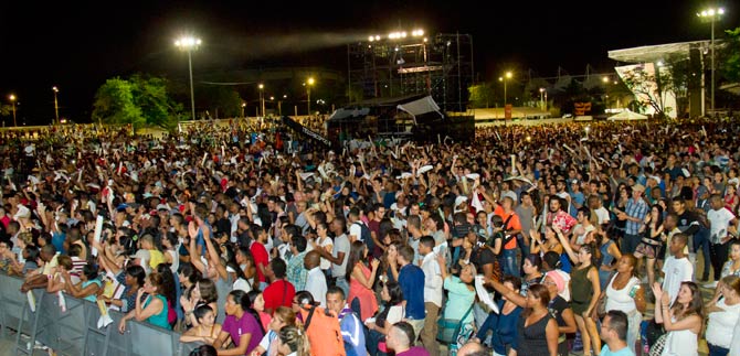 Con lleno total, se vivi� el primer d�a del Petronio �lvarez