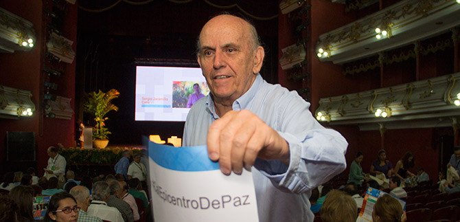 Todos vamos a contribuir con una paz larga y duradera: Armitage