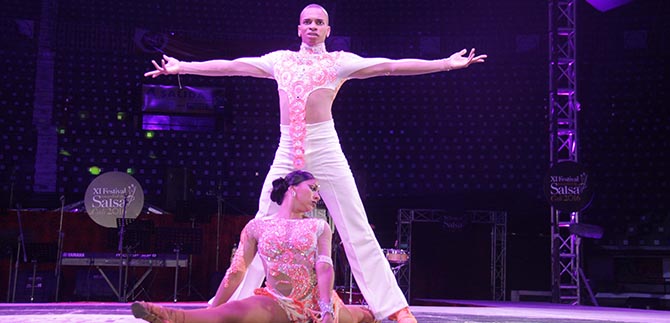 Clasificados categor�as profesional y �lite en el Mundial de Salsa 2016