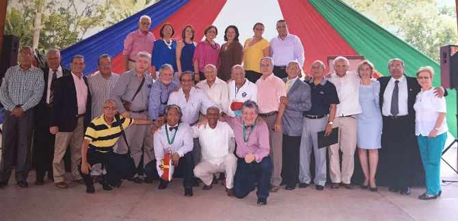 Polit�cnico Municipal reconoce a dos  ilustres egresados