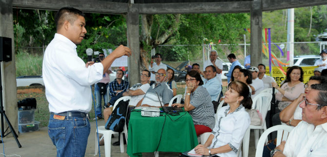 Vecinos de la comuna 19 conocieron los beneficios del Centro de Bienestar Animal
