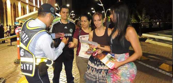 Compromisos con la Comuna 3 son cumplidos por Secretara de Trnsito