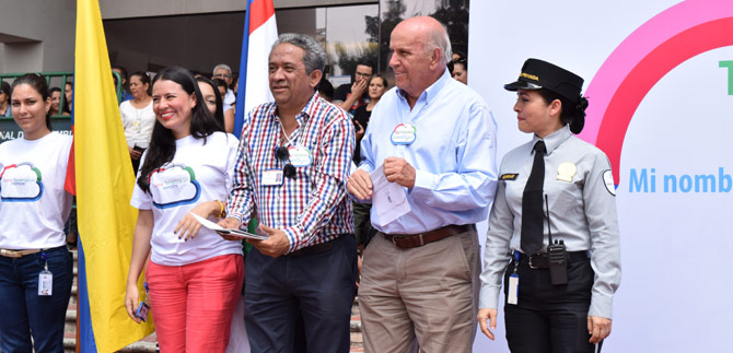 Con generaci�n de empleo la Alcald�a de Cali le apunta a la paz