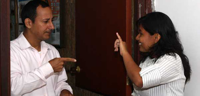 Capacitan a servidores pblicos en lengua de seas