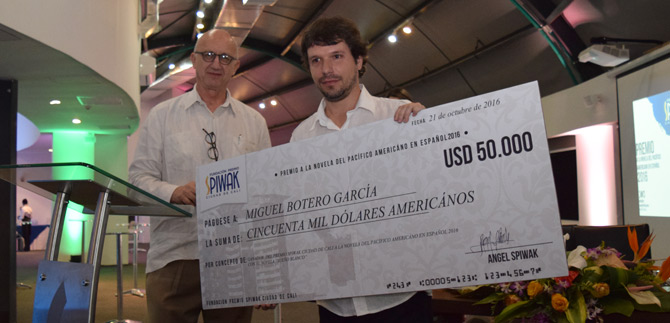 Se entreg� el Premio a la novela in�dita del Pac�fico Americano 2016