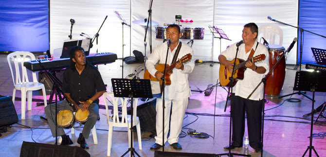 Una mgica noche cubana se vivi  en Los Cristales