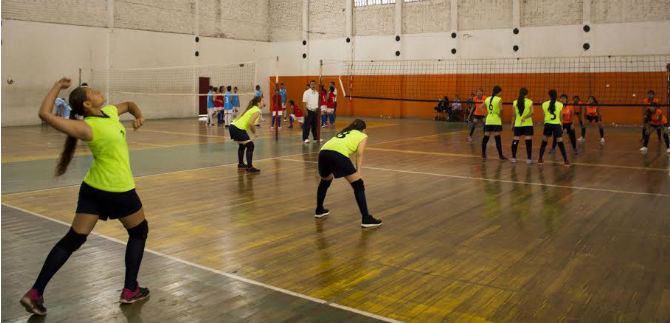 Con �xito se cumpli� segunda jornada del voleibol