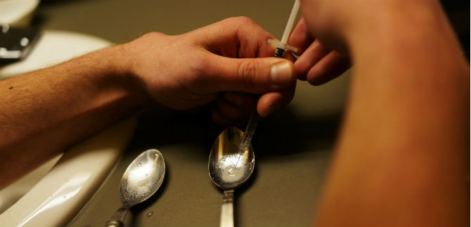 Salvando vidas de las garras de la herona